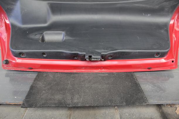Foto: HECKKLAPPE / HECKDECKEL eines Honda Civic 1.4i