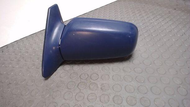 Foto: AUSSENSPIEGEL MECHANISCH LINKS eines Mazda 121 16V Canvas Top