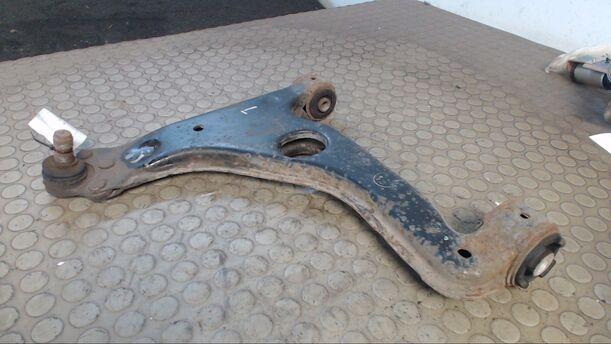 Foto: QUERLENKER VORN LINKS eines Opel Astra 1.8