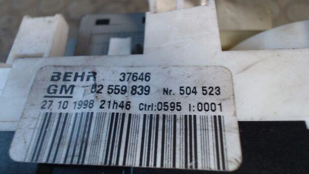 Foto: HEIZUNGSBETÄTIGUNG eines Opel Astra 1.8