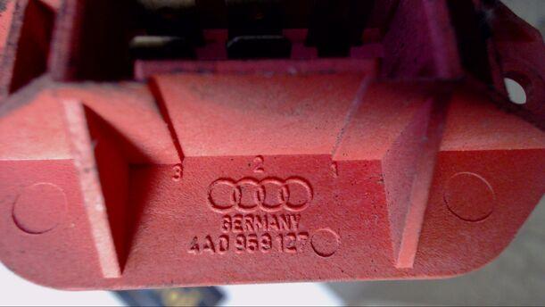 Foto: HEIZUNGSGEBLÄSE eines Audi 100