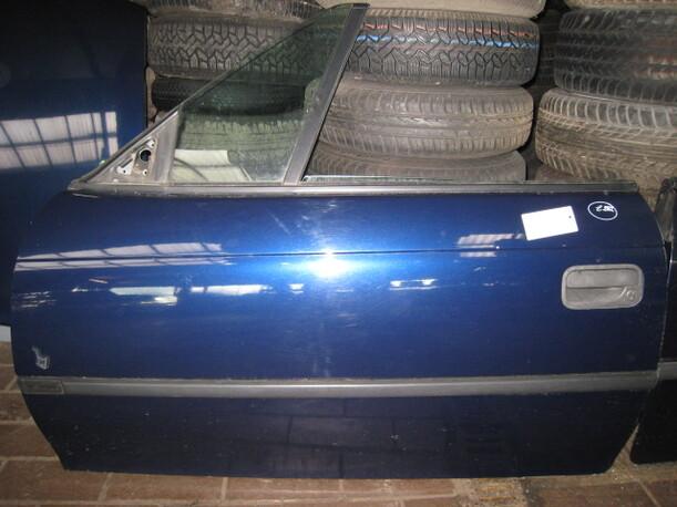 Foto: TÜR VORNE LINKS ( CABRIO ) eines Opel Astra Cabrio 1.6i