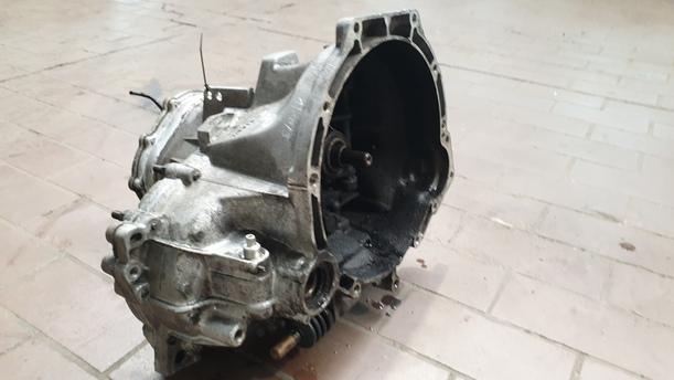 Foto: SCHALTGETRIEBE 5-GANG eines Ford Orion