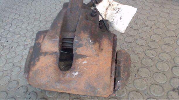Foto: BREMSSATTEL VORN LINKS eines Ford Mondeo Turnier 16V