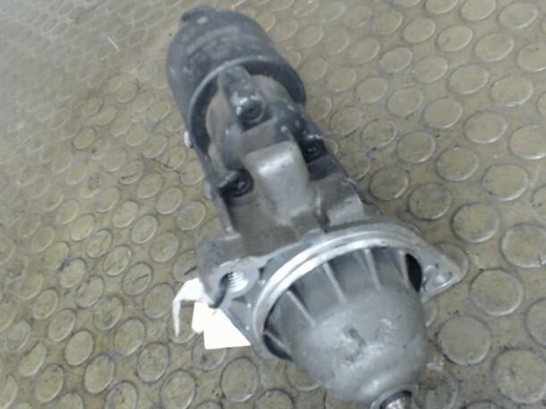 Foto: ANLASSER / STARTER BOSCH eines Opel Vectra