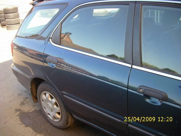 Foto: TÜR HINTEN RECHTS eines Suzuki Baleno Kombi 1.6