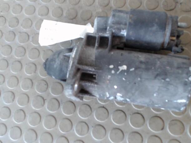 Foto: ANLASSER / STARTER BOSCH eines Opel Omega 2.0