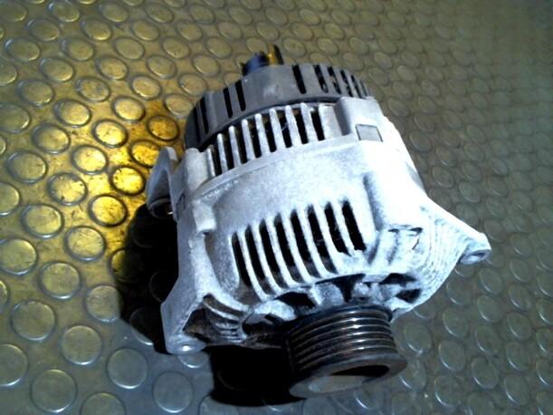 Foto: LICHTMASCHINE eines Renault Laguna Grandtour 1.8 CD