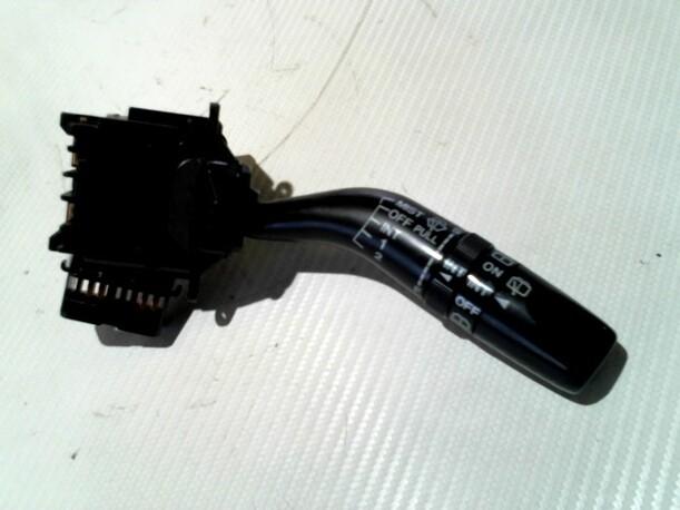 Foto: SCHEIBENWISCHERSCHALTER eines Mazda 626 1.9
