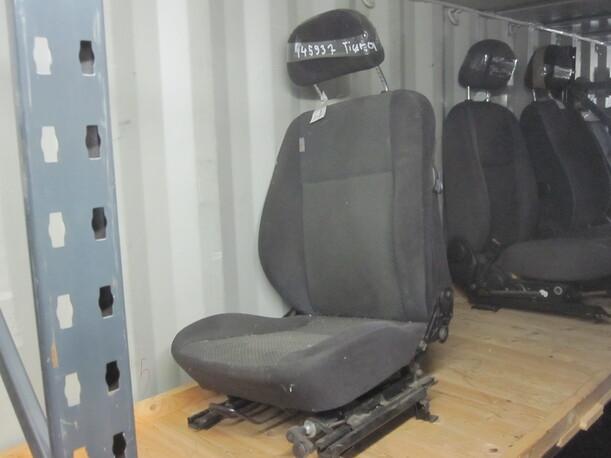 Foto: SITZ VORNE LINKS V L eines Opel Tigra 1.4i 16V Color Line Chequers
