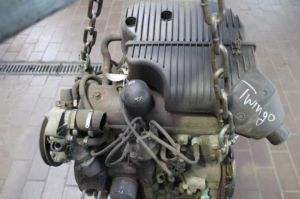 Foto: MOTOR eines Renault Twingo 1.3