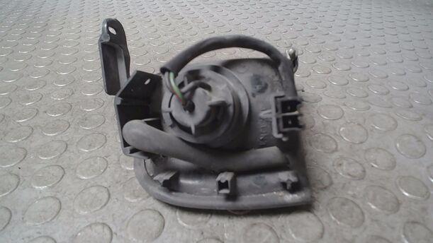Foto: BLINKER LINKS eines Nissan Primera 1.6 Classic