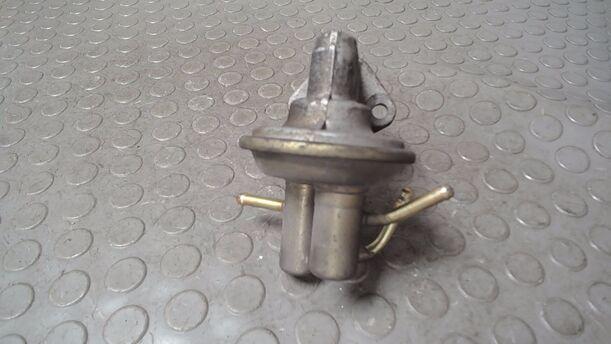 Foto: KRAFTSTOFFPUMPE eines Nissan Primera 1.6 Classic