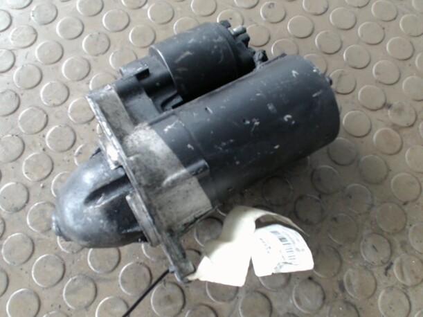 Foto: ANLASSER / STARTER BOSCH eines Opel Vectra 1.8 Caravan