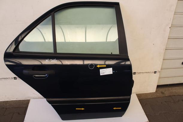 Foto: TÜR HINTEN RECHTS eines Mercedes-Benz C 180