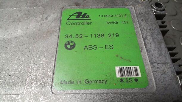 Foto: STEUERGERÄT ABS eines BMW 318i