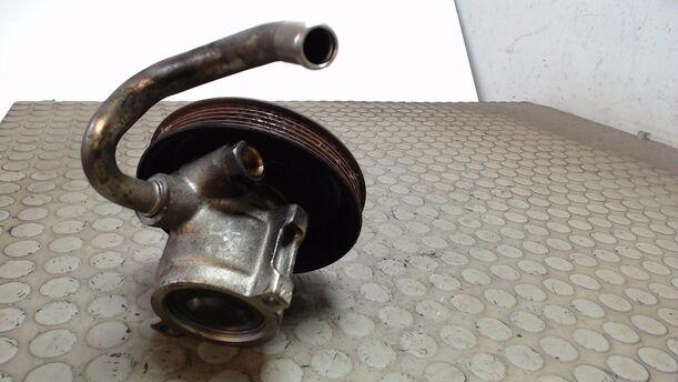 Foto: PUMPE SERVOLENKUNG eines Daewoo Espero 1.5 RS