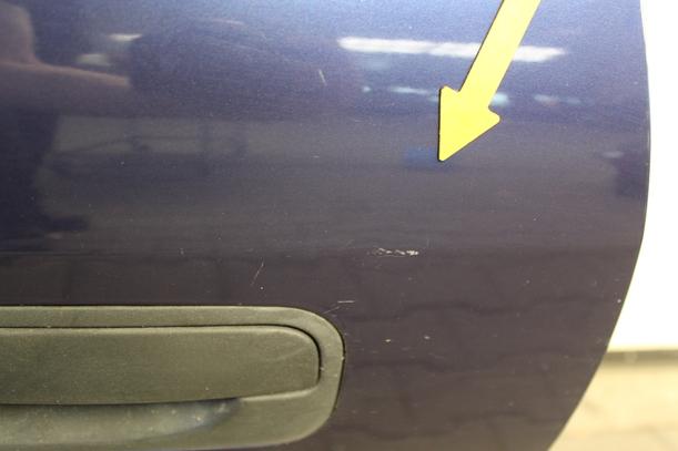 Foto: TÜR HINTEN LINKS eines Opel Vectra 1.8