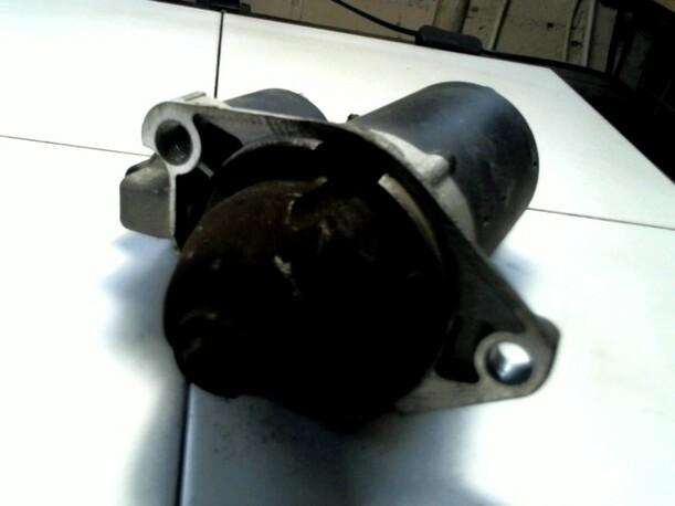 Foto: ANLASSER / STARTER BOSCH eines Opel Vectra 1.8
