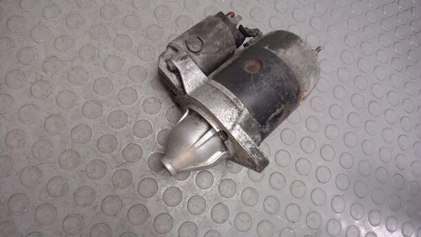 Foto: ANLASSER / STARTER eines Mazda 121 16V Canvas Top