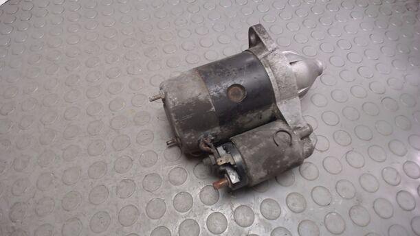 Foto: ANLASSER / STARTER eines Mazda 121 16V Canvas Top