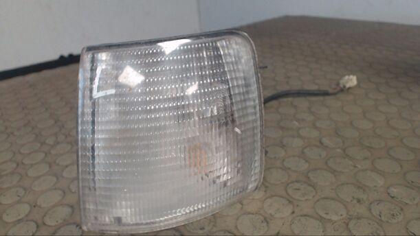 Foto: BLINKER VORN LINKS eines VW Passat Variant 1.8