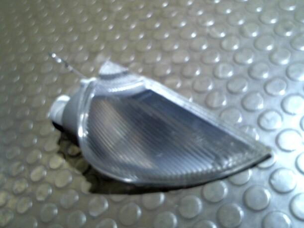 Foto: BLINKER VORN RECHTS eines Renault Laguna Grandtour 1.8 Club