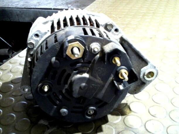Foto: LICHTMASCHINE eines Renault Laguna Grandtour 1.8 Club