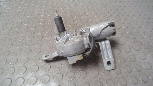 Foto: SCHEIBENWISCHERMOTOR HINTEN eines Nissan Primera 2.0