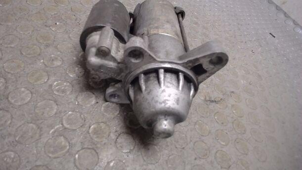Foto: ANLASSER / STARTER eines Ford Escort Turnier 16V