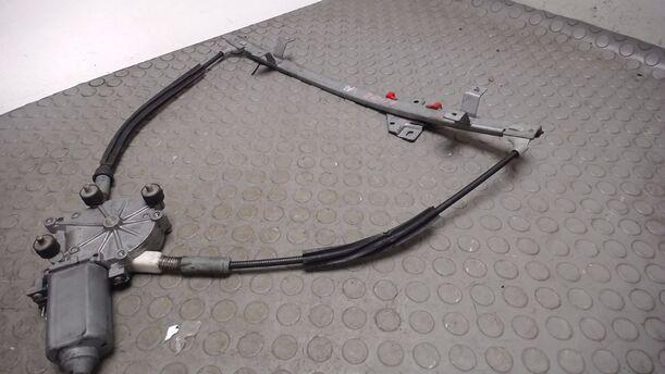 Foto: FENSTERHEBER ELEKTRISCH VORN RECHTS (3-Türer) eines Ford Fiesta 4-Gang
