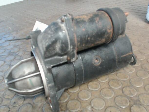 Foto: ANLASSER / STARTER eines Opel Vectra