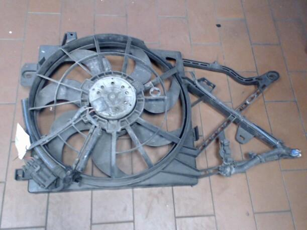 Foto: ELEKTROLÜFTER eines Opel Vectra 1.8 Style