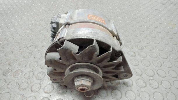 Foto: LICHTMASCHINE / GENERATOR ( 70A ) eines Ford Sierra