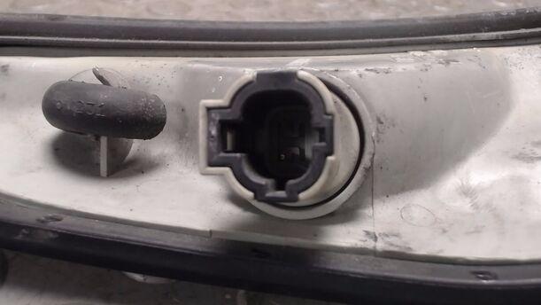 Foto: STANDLICHT LINKS eines Nissan Micra