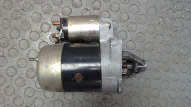 Foto: ANLASSER / STARTER eines Mazda Demio 1.4 GL