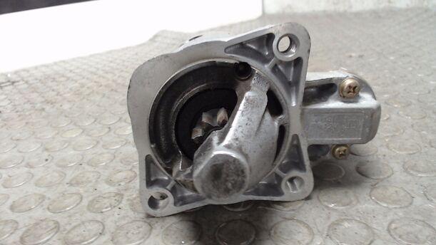 Foto: ANLASSER / STARTER eines Mazda Demio 1.4 GL