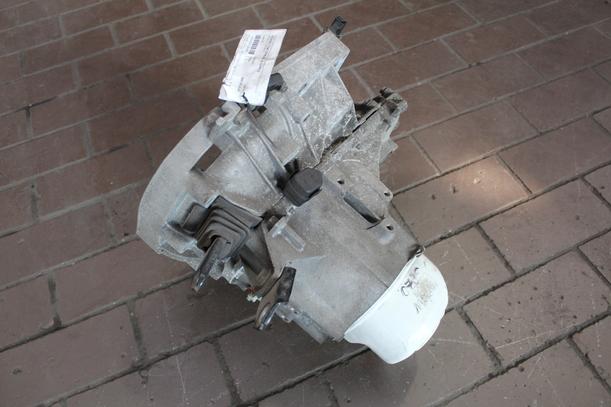 Foto: SCHALTGETRIEBE 5-GANG JB3916-3 eines Renault Megane Scenic 1.6e Exclusive