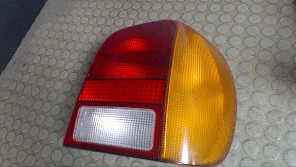 Foto: HECKLEUCHTE / RÜCKLEUCHTE RECHTS eines VW Polo 45 Style