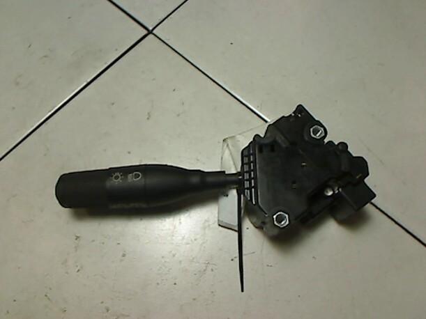 Foto: BLINKERSCHALTER eines Renault R 19 1.8 Exclusive
