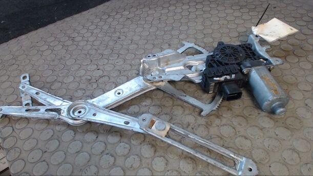 Foto: FENSTERHEBER ELEKTR VORN LINKS (4/5-TÜRER) eines Opel Astra 1.6 Caravan Exclusive