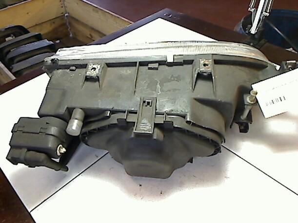 Foto: SCHEINWERFER LINKS eines Renault R 19 1.8 Exclusive