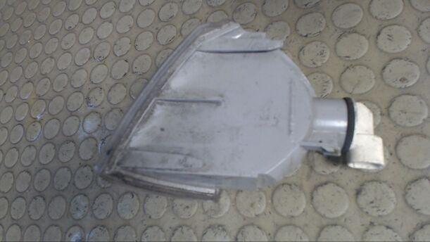 Foto: BLINKER VORN RECHTS eines Renault R 19 1.8 Exclusive
