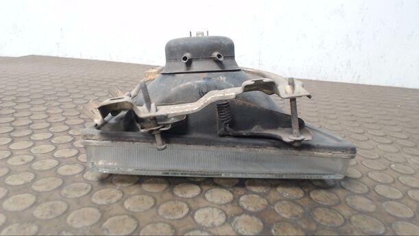 Foto: SCHEINWERFER LINKS eines Suzuki Alto Exclusive