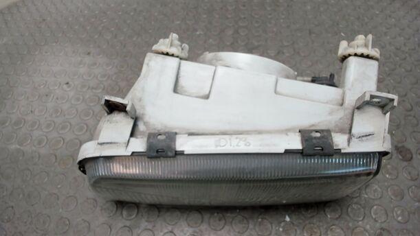 Foto: SCHEINWERFER LINKS ( VOR FACELIFT ) eines Skoda Felicia Combi 1.3 CLX