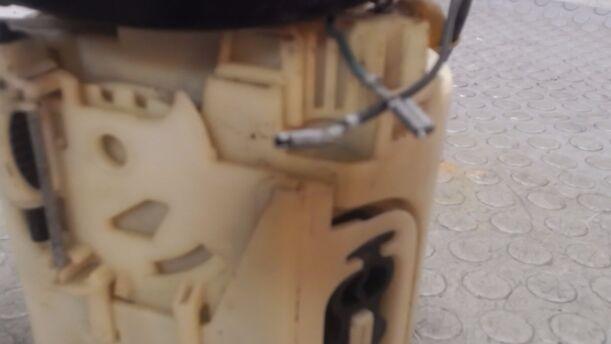 Foto: KRAFTSTOFFPUMPE eines Skoda Felicia Combi 1.3 CLX