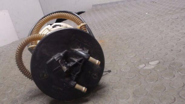 Foto: KRAFTSTOFFPUMPE eines Skoda Felicia Combi 1.3 CLX