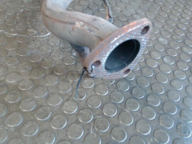 Foto: AUSPUFFROHR VORN eines Fiat Punto 55 Exclusive