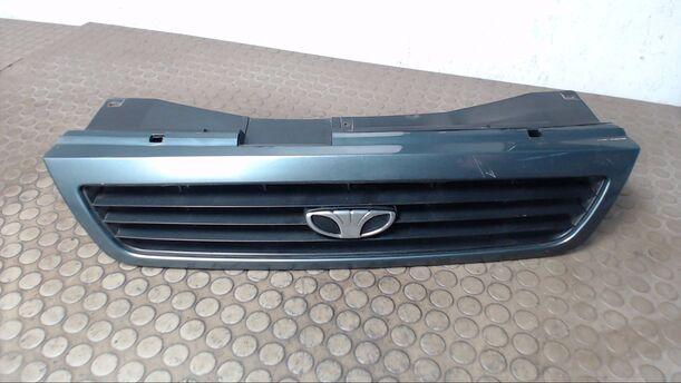 Foto: KÜHLERGRILL eines Daewoo Nexia 1.5 Exclusive
