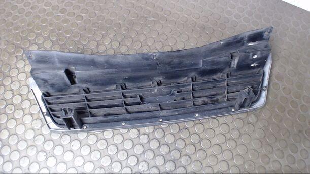 Foto: KÜHLERGRILL eines Daewoo Nexia 1.5 Exclusive